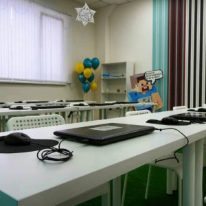 KIBERone для будущих КиберГероев в Ижевске! - КИБЕРшкола программирования для детей, компьютерные курсы для школьников, начинающих и подростков - KIBERone г. Новокосино